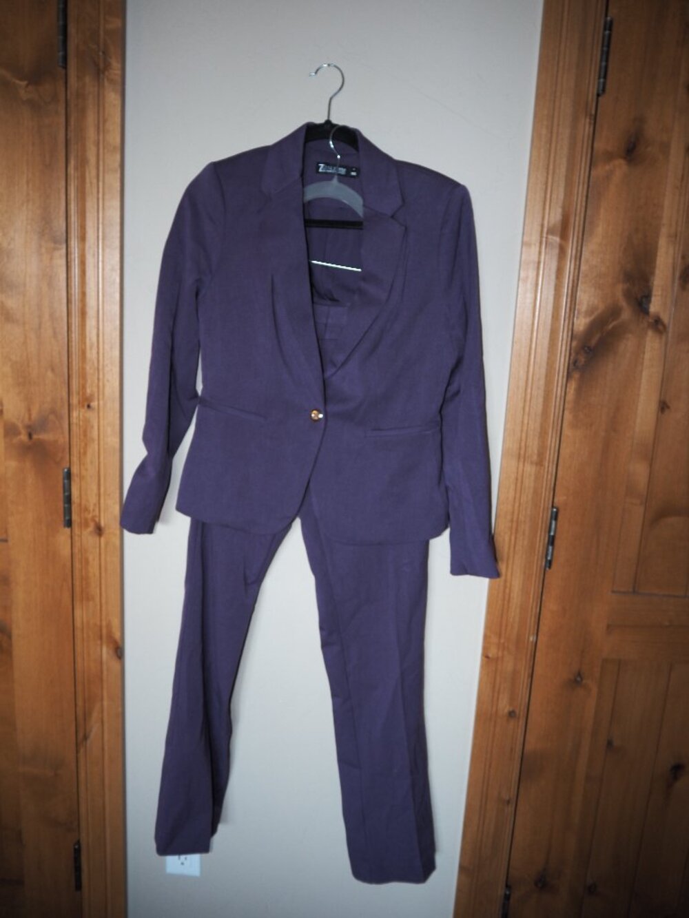 New York & Company 7th Avenue Purple Pantsuit Set Size 4